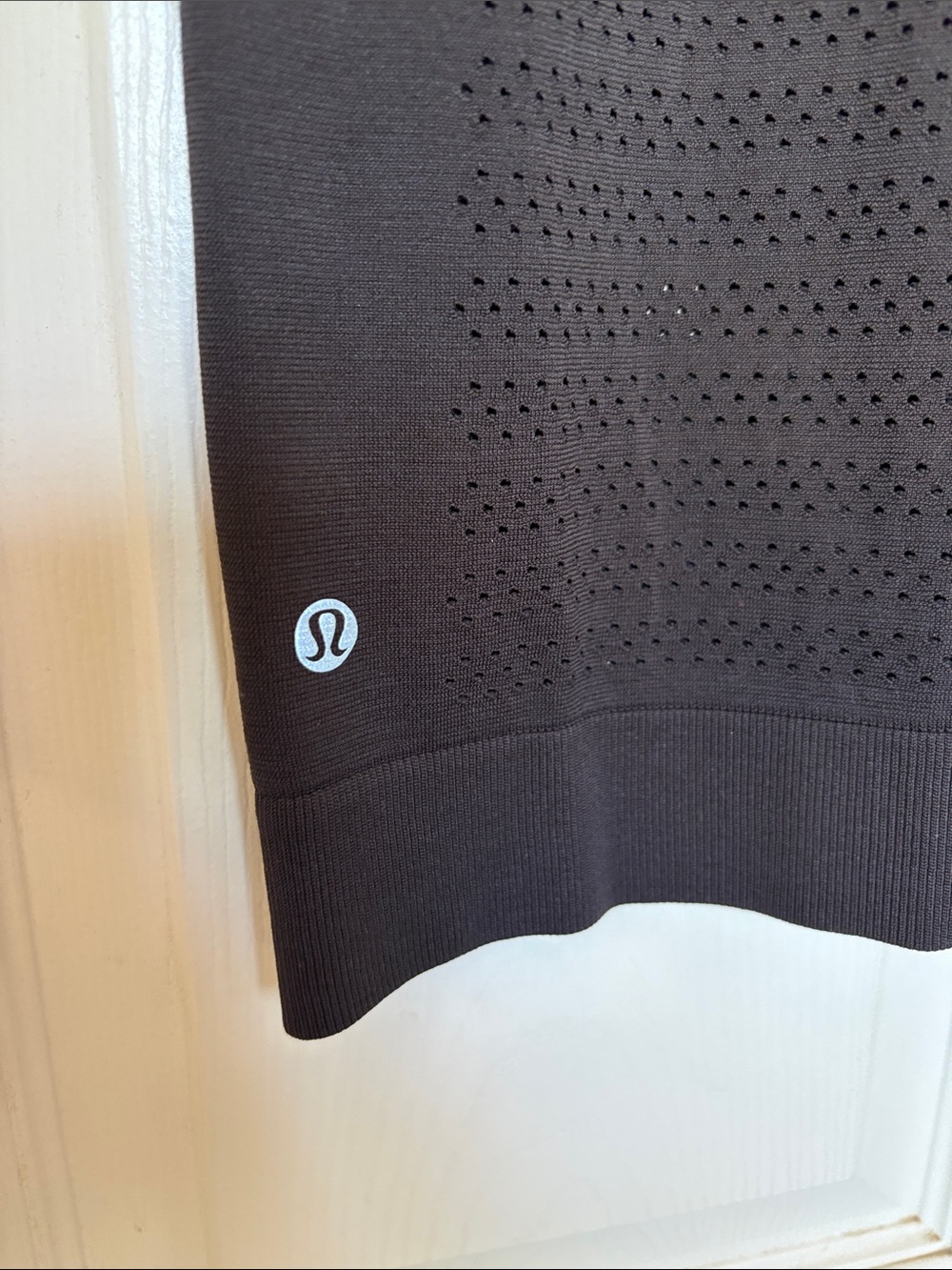 Lululemon Perforated Sleeveless Tank - Charcoal - Picture 3 of 3